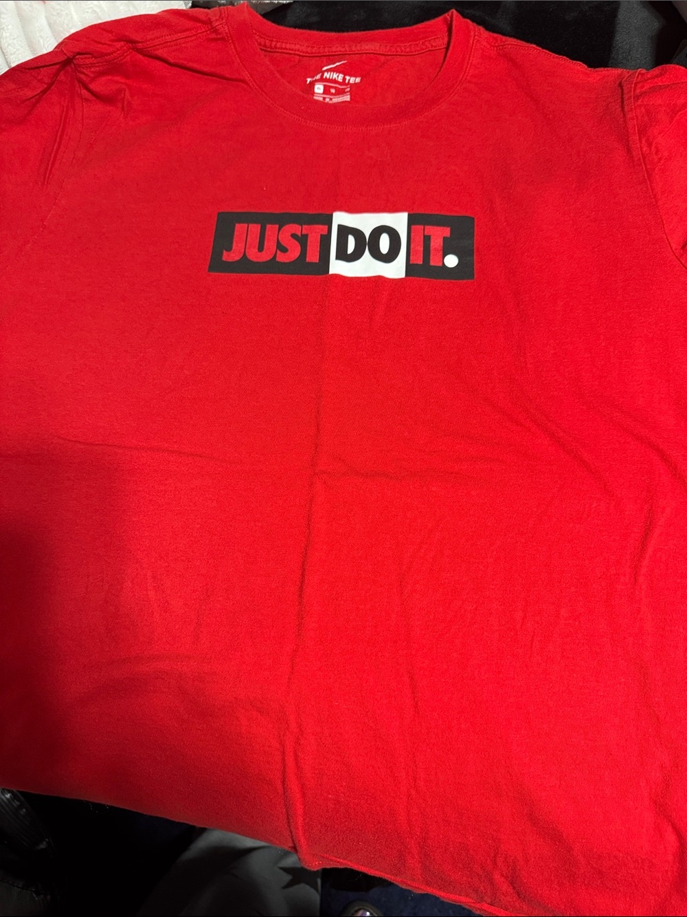 Nike Kids Red Graphic "JUST DO IT." Tee